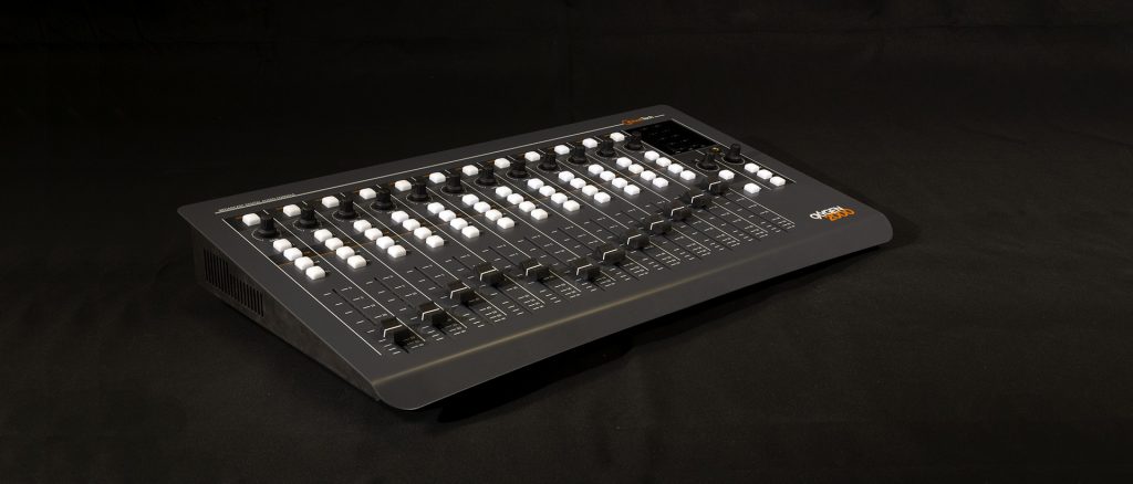 Picture-3-AxelTech-Oxygen-2000-1920x1000-1-uai-1920x822